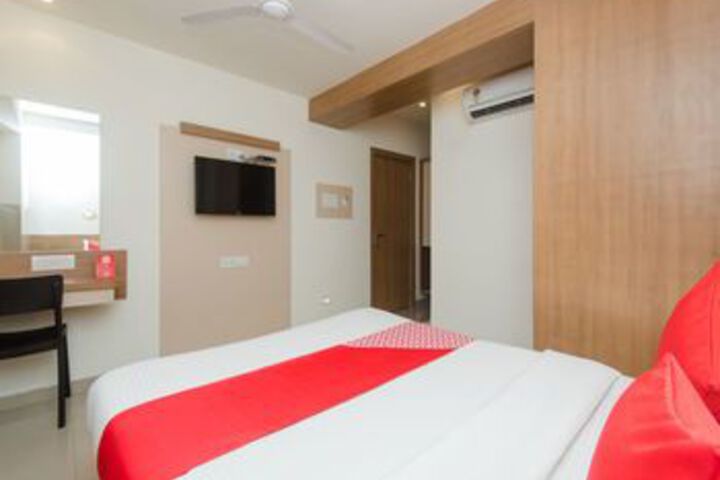 Room 5 of 26