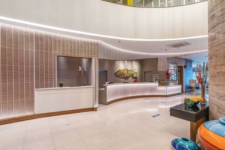 Guest Lobby