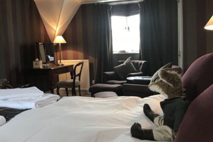Room 16 of 33