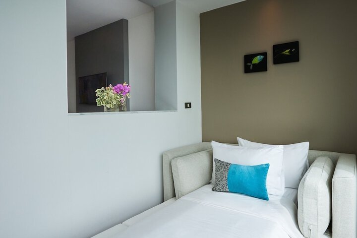 Room 25 of 207