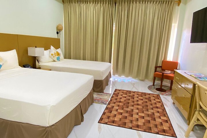 Room 9 of 49