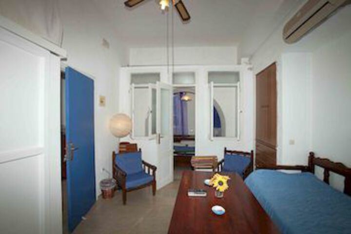 Room 15 of 26