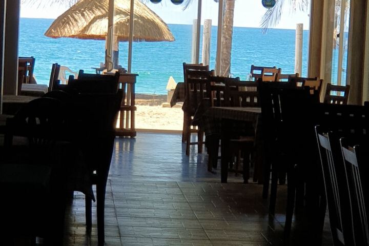 Dining 47 of 71