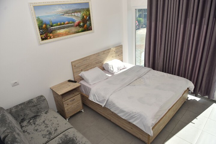 Room 16 of 31