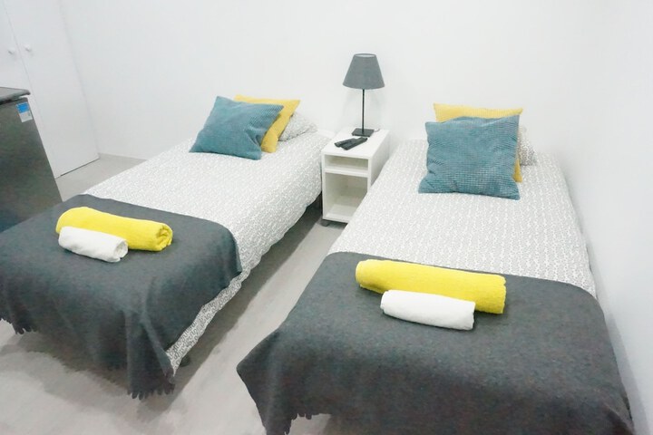 Room 8 of 89