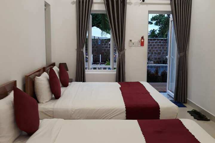 Room 14 of 53