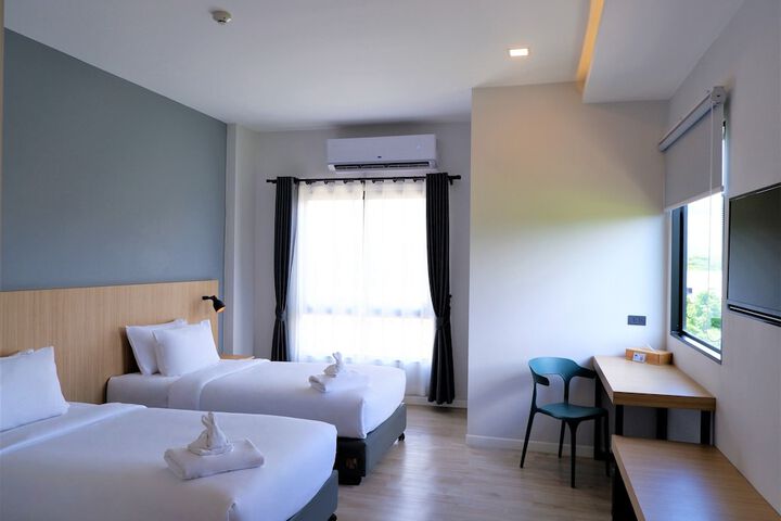 Room 8 of 23