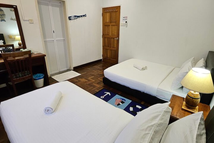Room 19 of 62