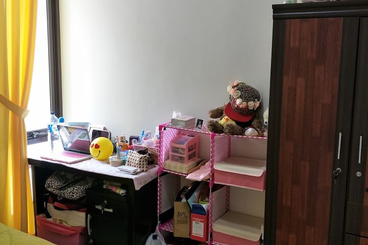 Room 3 of 3