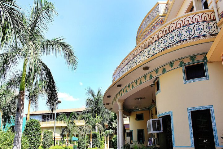 Hotel 3 of 13