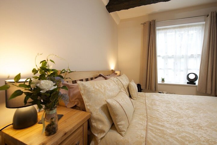 Room 5 of 26