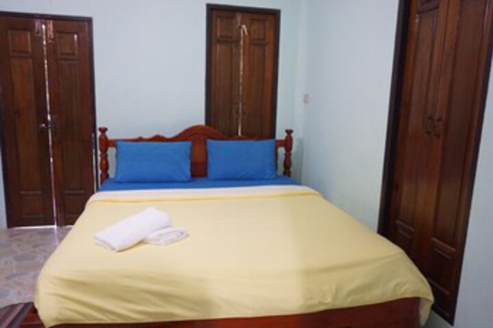 Room 15 of 25