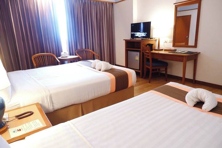 Room 9 of 95