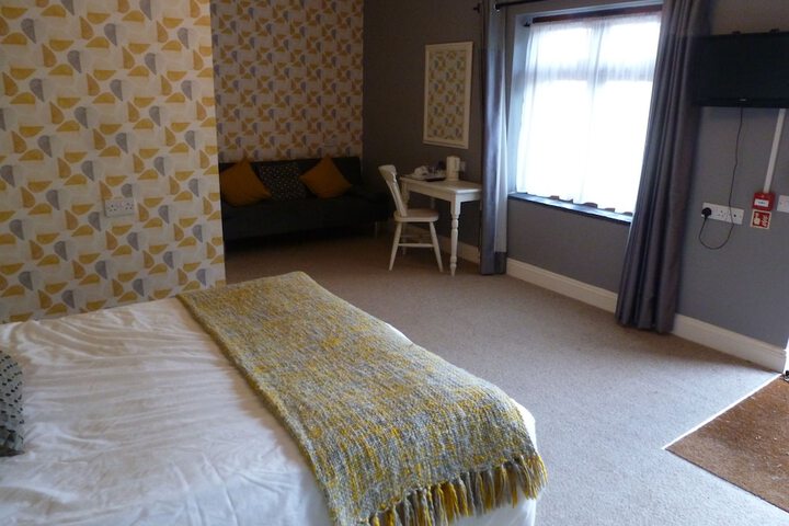 Room 25 of 64