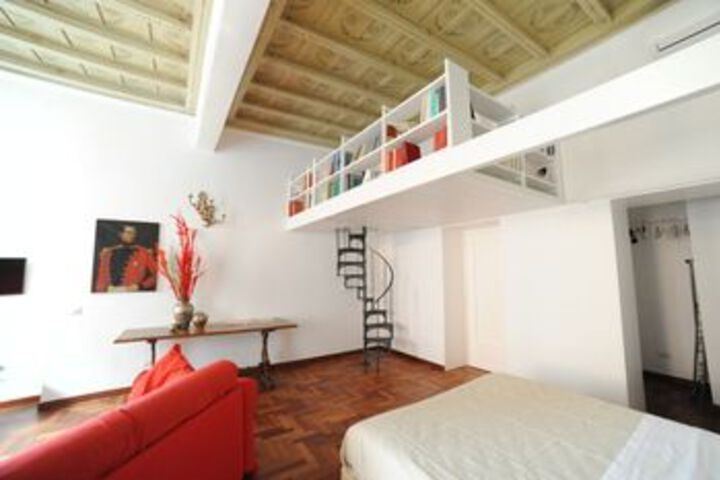 Room 15 of 36