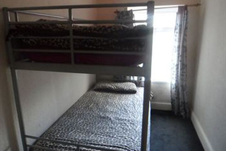 Room 11 of 15