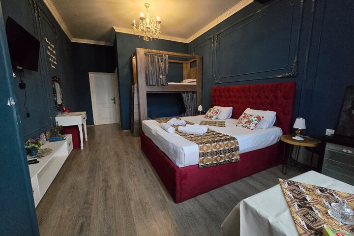 Room 26 of 116