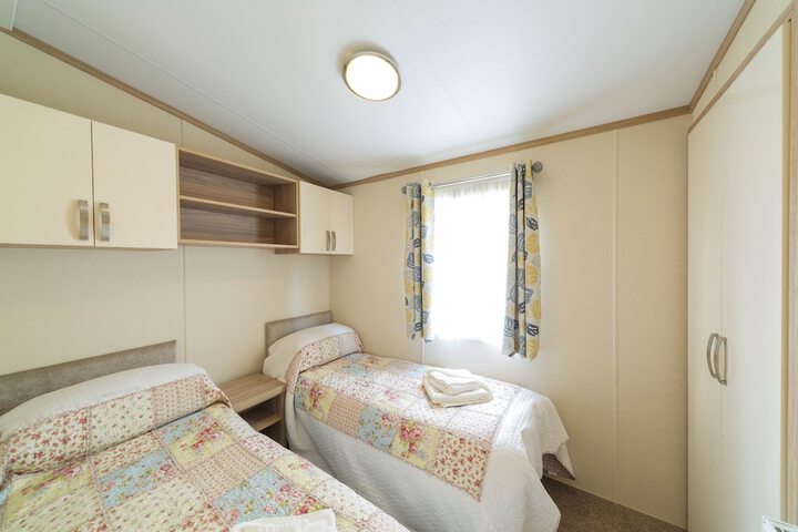 Room 15 of 150