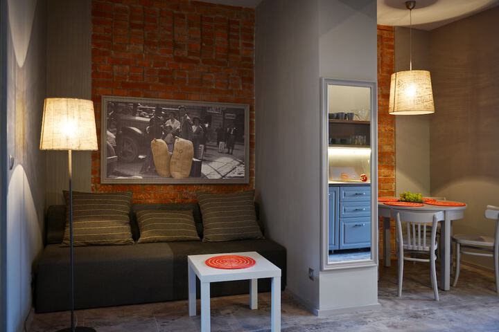 Room 27 of 41