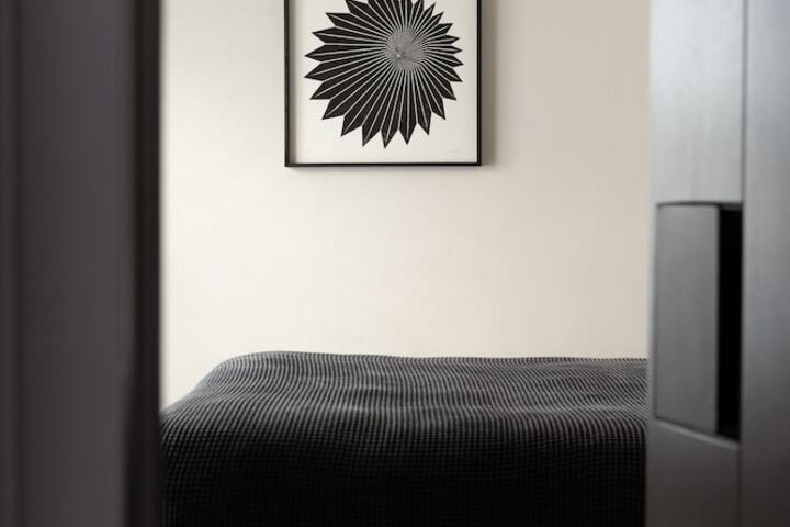 Room 25 of 81