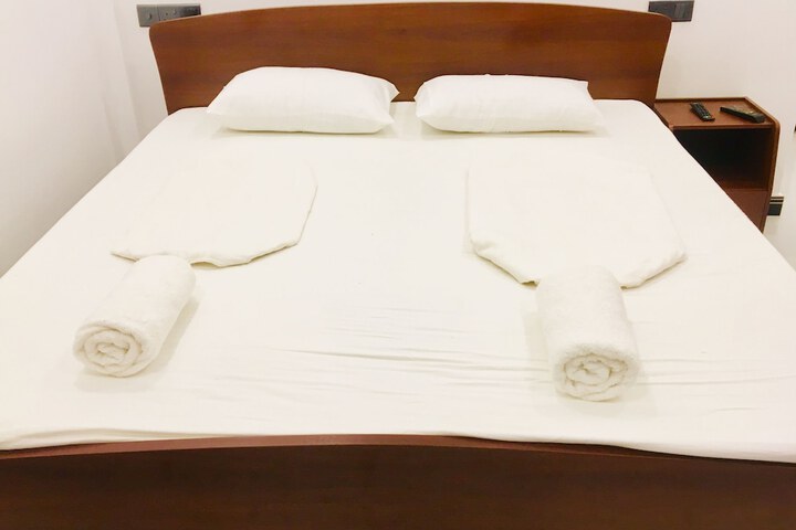 Room 3 of 19