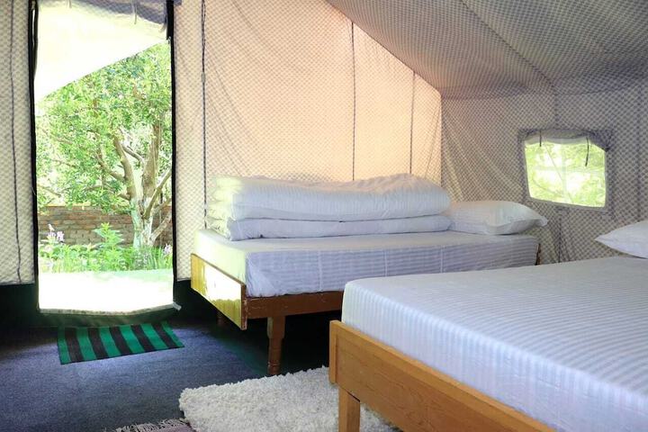 Room 2 of 23