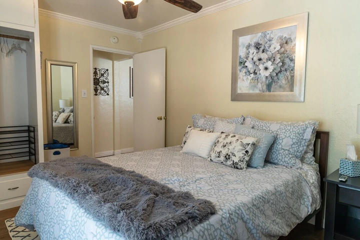 Exterior of Cozy 1 Bedroom Close to Downtown Livermore