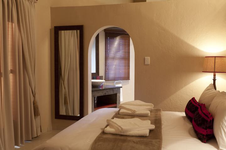 Room 20 of 299