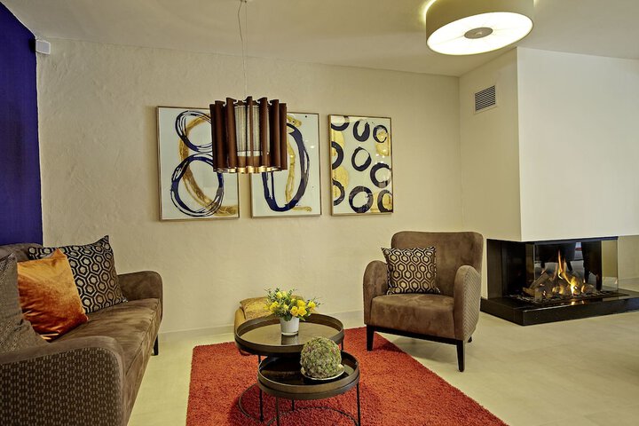 Room 21 of 58