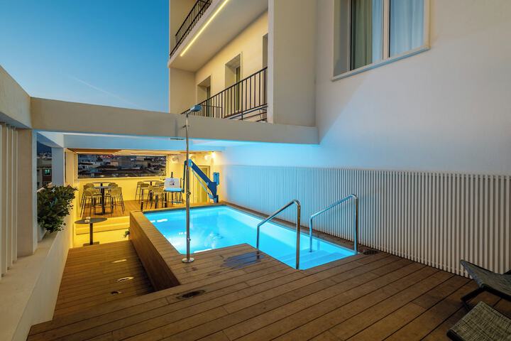 Pool 56 of 64