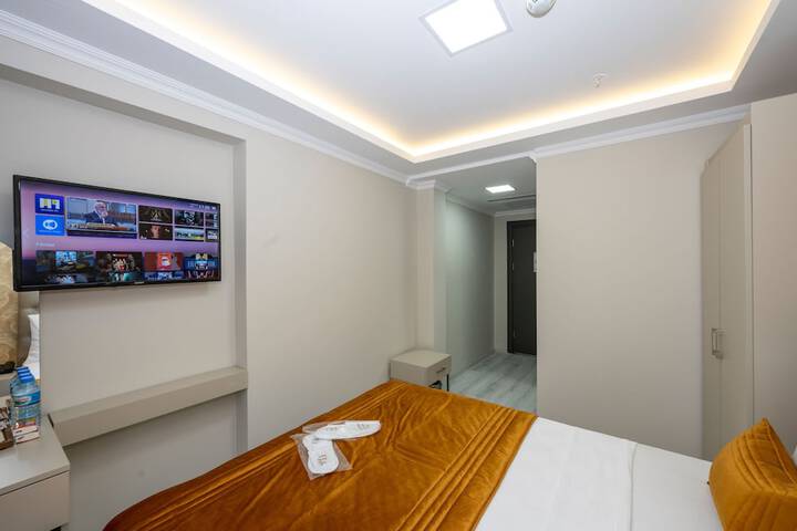 Room 63 of 75