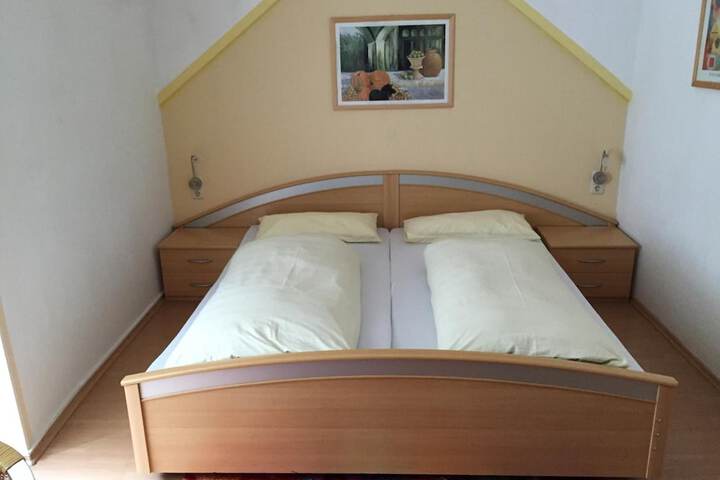 Room 34 of 51