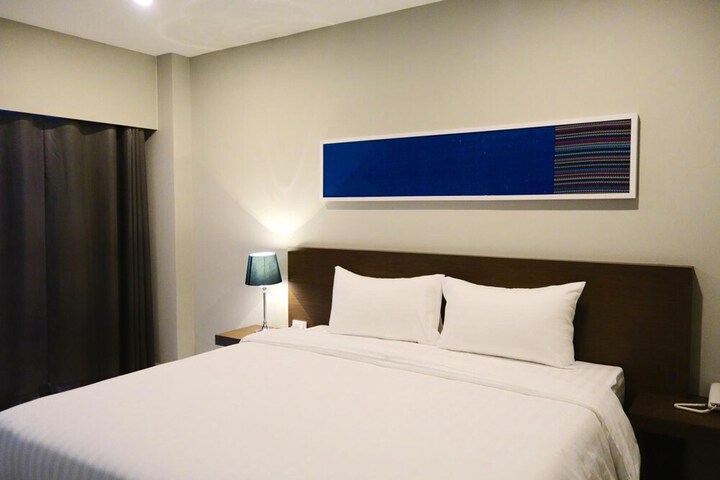 Room 17 of 46
