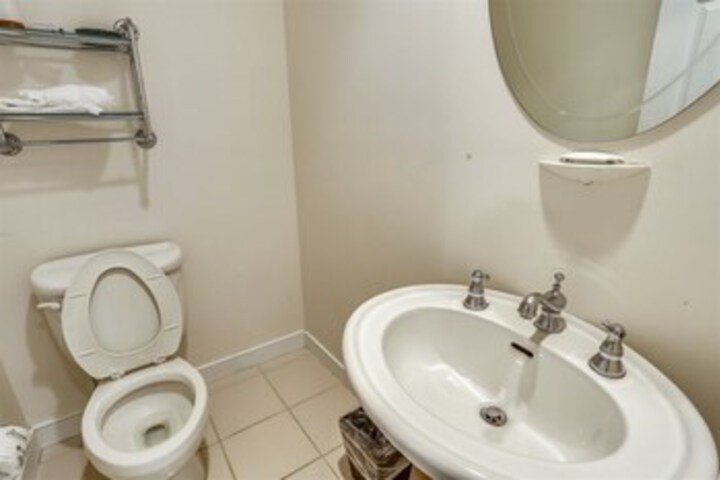 Room 4 of 57