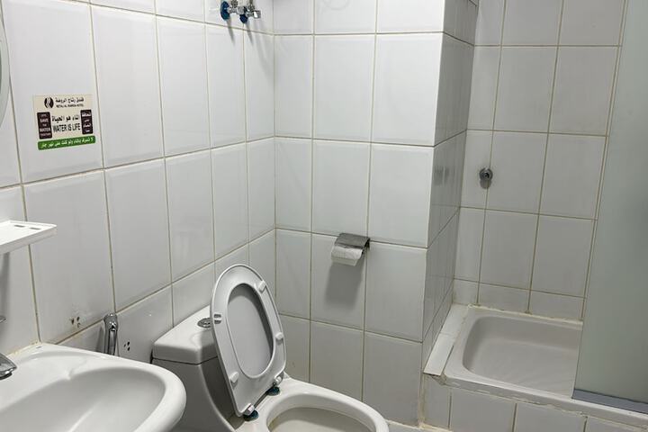 Room 43 of 49