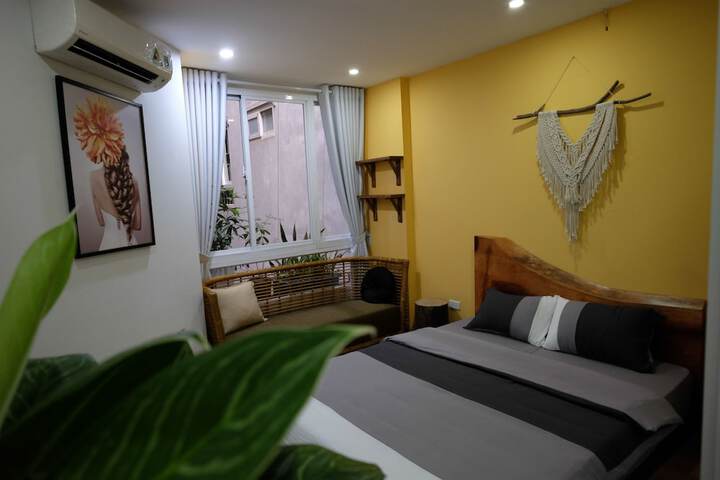 Room 16 of 49