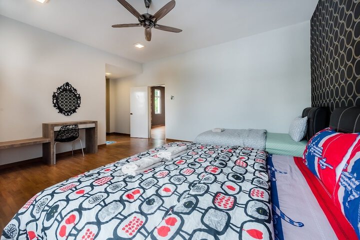 Room 15 of 54