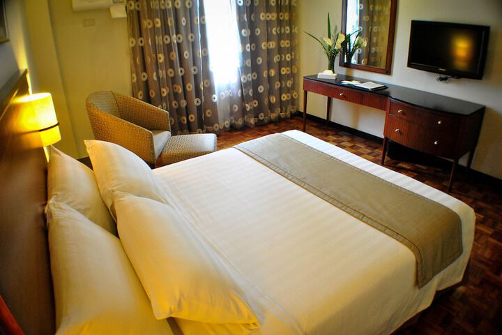 Room 12 of 67