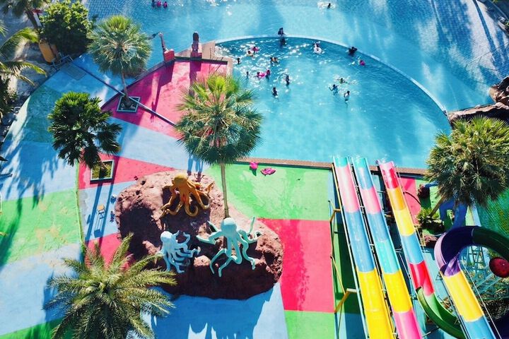 Pool 42 of 54