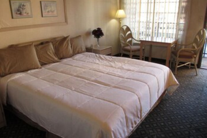 Room 67 of 141