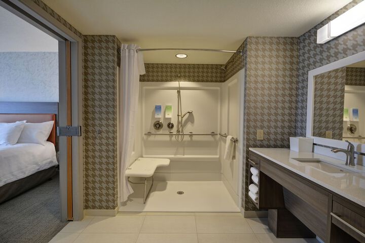 Bathroom shower