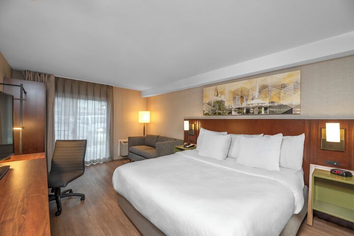Room 13 of 48