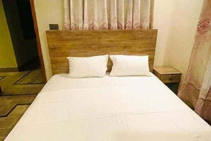 Room 20 of 36