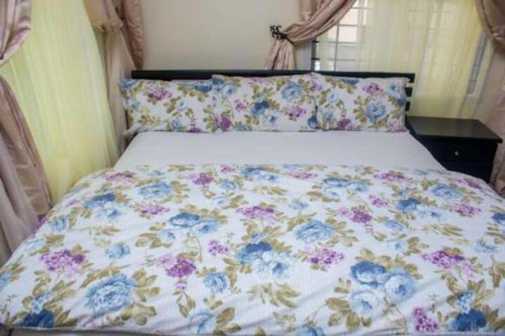 Waterlilies Suites