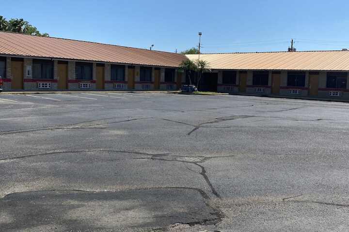 Property Grounds 17 of 26