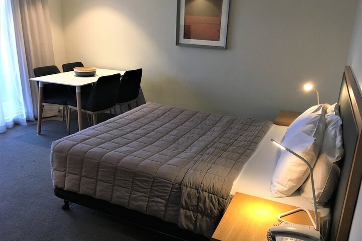 Room 43 of 87