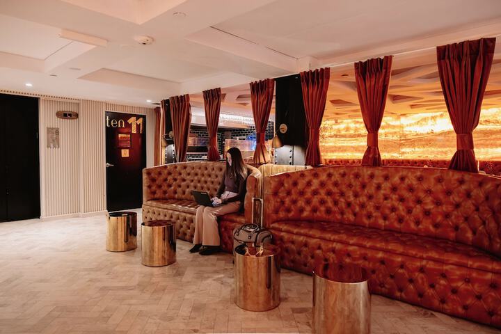 Hotel Lobby
