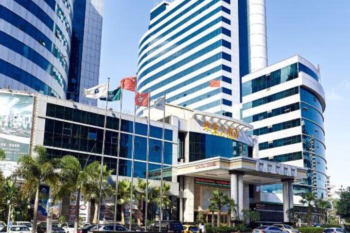 General 6 of 23