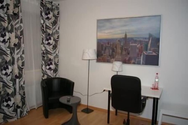 Room 15 of 26