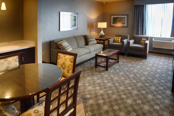 2 Queen Beds City View (2 of 7)